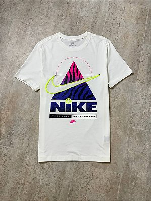 Camiseta Nike Sportswear Precision