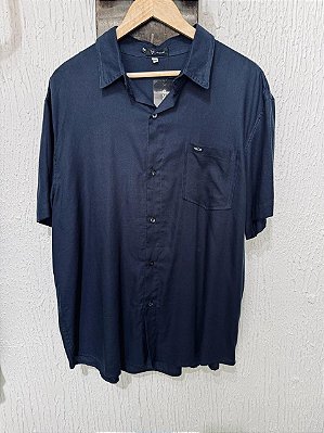 Camisa Manga Curta em Tecido Leve