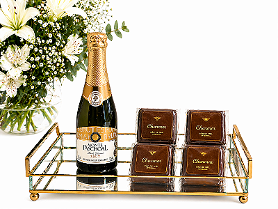 Elegance Charmm | Presente com Espumante e 8 Pães de Mel