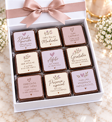 Caixa Laços — Madrinha | 9 Pães de Mel Personalizados