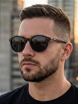 ÓCULOS DE SOL ITÁLIA POLARIZADO - PRETO DETALHE VERMELHO