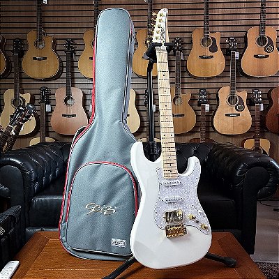 Guitarra Seizi Katana Musashi White Maple Gold Matching Headstock c/ Bag