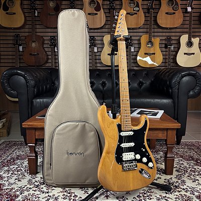 Guitarra Benson Strato HSS Hardy Series 902 Natural Chrome - S 902 M NT/BK - c/ bag
