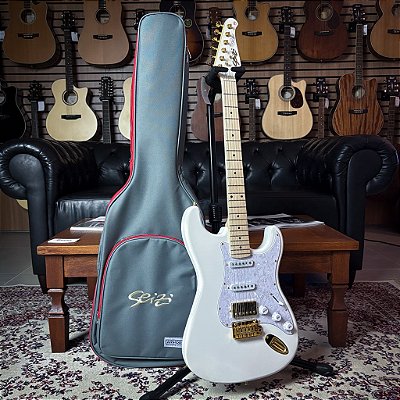 Guitarra Seizi Vintage Budokan White Gold Maple c/ Bag - OUTLET