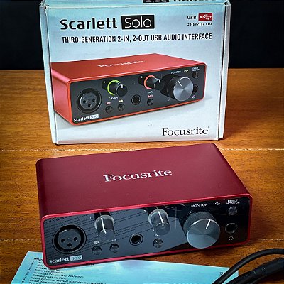 Interface de Audio Focusrite Scarlett Solo 3a Geração - USB - 2 Canais - SEMINOVA