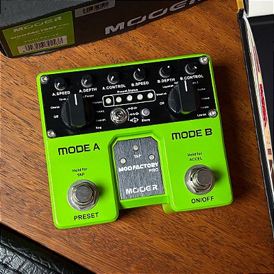 Pedal Mooer Mod Factory PRO - Chorus Flanger Tremolo Rotary Vibrato - SEMINOVO