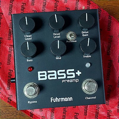 Pedal Fuhrmann Bass+ PreAmp - pré amplificador 2ch p/ baixo - SEMINOVO