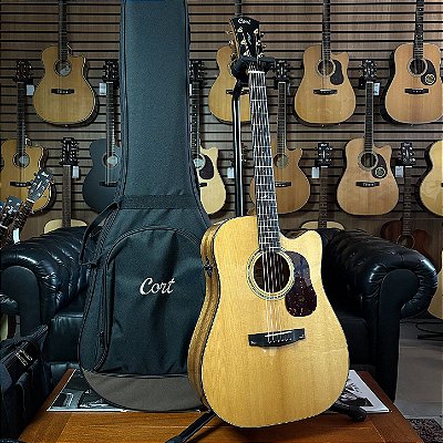 Violão Cort Gold DC6 Spruce Natural All Solid Dreadnought Cutaway c/ Soft Case - SEMINOVO
