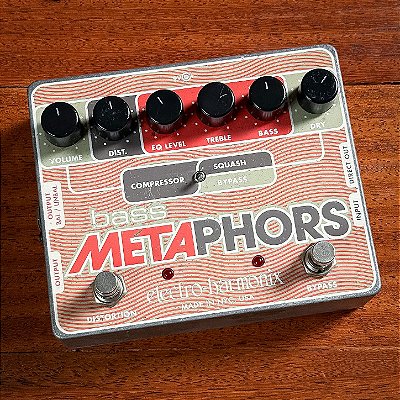 Pedal Electro Harmonix Bass Metaphors - Preamp/EQ/Dist/Comp/DI - Seminovo
