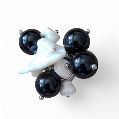 Anel madrepérola e ágata preta