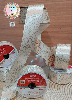FITA DECORADA DE CETIM N. 9 (38MMX10M) - REF. 020 - CREME/ARABESCO DOURADO