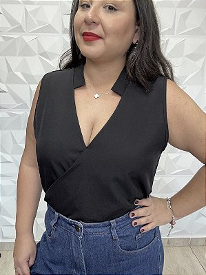 Blusa Feminina Social Transpassada com Gola Social Elegante e Versátil para Trabalho ou Eventos