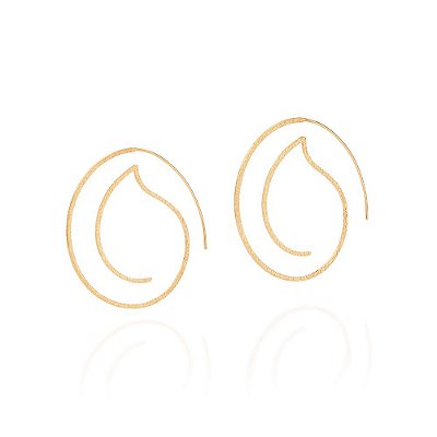 ARGOLA FOLHEADO A OURO FORMATO FOLHA. MED 5,5CM ROMMANEL 527112