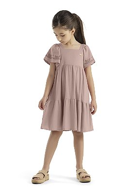 Vestido de Linho Elegante