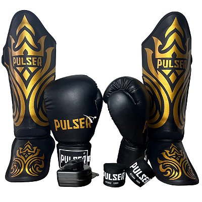 SUPER KIT LUVA 12OZ + CANELEIRA M/30MM + BANDAGEM + BUCAL - PRETO DOURADO MINIMAL - PULSER