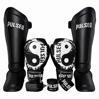 SUPER KIT LUVA 10OZ + CANELEIRA G/30MM + BANDAGEM + BUCAL - PRETO YNG YANG - PULSER