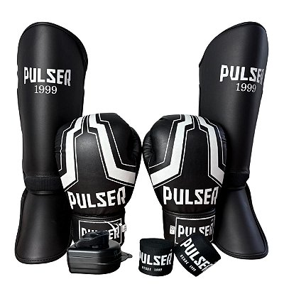 KIT LUVA 14OZ + CANELEIRA M/20MM + BANDAGEM + BUCAL - PRETO BRANCO IRON - PULSER