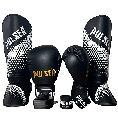 KIT LUVA 14OZ + CANELEIRA M/20MM + BANDAGEM + BUCAL - PRETO DOURADO BASIC - PULSER