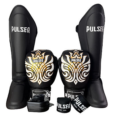 SUPER KIT LUVA 14OZ + CANELEIRA M/30MM + BANDAGEM + BUCAL - PRETO IMPERIAL - PULSER
