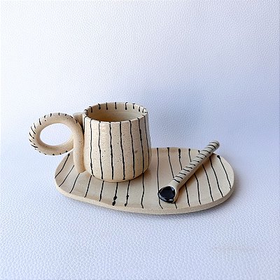 Xícara Listras - Elegância e Modernidade em Cada Detalhe