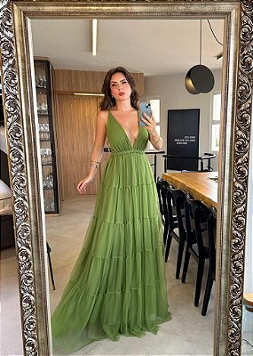 VESTIDO LONGO MICROTULE SAIA COM DETALHE DE BABADOS TRANÇA CINTURA VERDE OLIVA