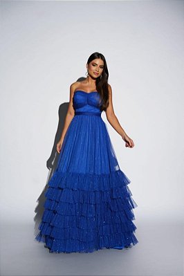 VESTIDO LONGO MICROTULE C/ GLITTER TOMARA QUE CAIA COM AMARRAÇÃO SAIA COM BABADOS AZUL ROYAL