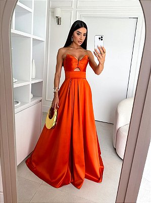 VESTIDO LONGO PRADA TOMARA QUE CAIA DRAPEADO E RECORTE NO BUSTO COM FENDA TERRA COTA