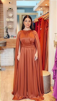 VESTIDO LONGO MICROTUILE COM BRILO COM MANGA CAPA  TERRACOTA