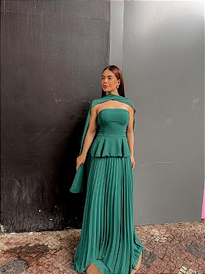 VESTIDO LONGO DECOTE CORAÇÃO COM RECORTE NA CINTURA DETALHE BABADO PEPLUM E SAIA PLISSADA VERDE ESMERALDA