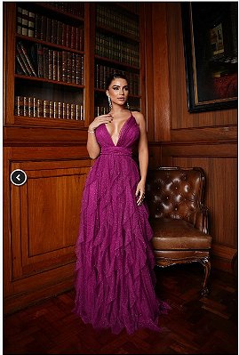 VESTIDO LONGO MICROTULLE LUREX CAMADAS VERTICAIS ALÇA FINA FUCSIA