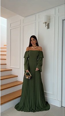 VESTIDO LONGO CHIFON OMBRO A OMBRO COM BABADO NA MANGA COMPRIMENTO PLISSADO VERDE OLIVA