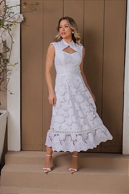 VESTIDO MIDI RENDA GUIPIR FLORAL GOLA ALTA C/ RECORTE COMPRIMENTO FLUIDO BRANCO