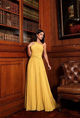 VESTIDO LONGO CHIFFON OMBRO SÓ BUSTO DRAPEADO C/ DETALHE CINTURA SAIA PLISSADA AMARELO