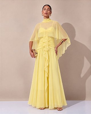 VESTIDO LONGO CHIFFON DECOTE V ALÇA FINA BUSTO DRAPEADO C/ DETALHE BABADOS VERTICAL AMARELO MANTEIGA