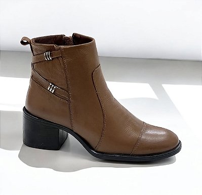 BOTA ALLYMA COURO CLEO CARAMELO