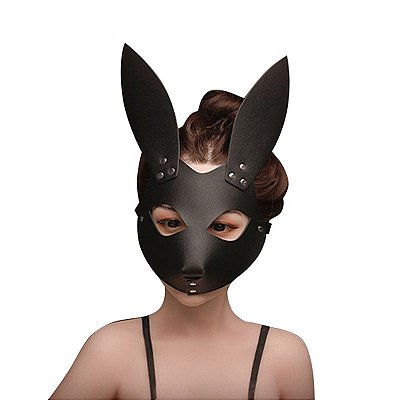 Mascara Fechada com Formato de Coelho - Preto