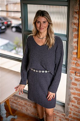 CONJUNTO DE SAIA E BLUSA EM TRICOT MOUSSE