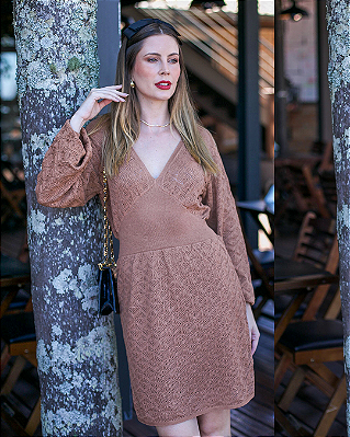VESTIDO EM TRICOT