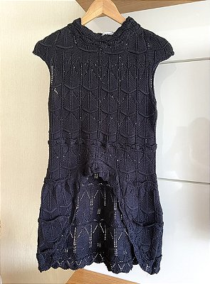 BLUSA RENDADA COM ABERTURA EM TRICOT