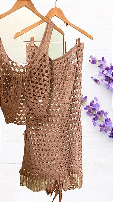 SAÍDA DE PRAIA COM FRANJAS EM TRICOT