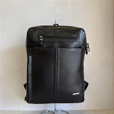 Mochila em couro legítimo