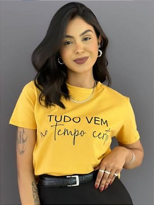 T-Shirt "Tudo Vem no Tempo Certo" - 100% Algodão Fio 30.1