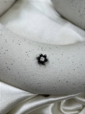 Labret Flor com Zircônia Black -Titânio