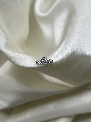 Labret 3 Pedras de Zircônias - Titânio -mickey