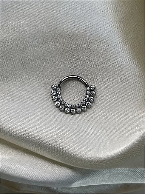 Argola Zircônias Cúbicas duplo Frontal -Titânio