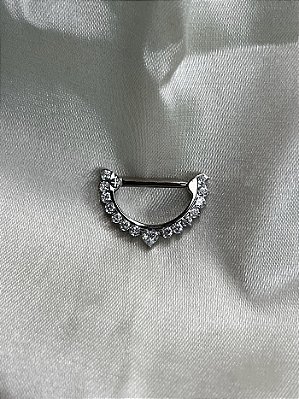 Piercing Argola Mamilo com Zircônia com coração -Titânio
