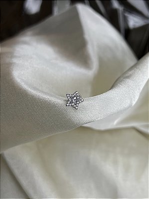 Piercing estrela-Titânio