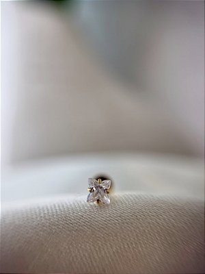 Labret mini florzinha - PVD gold - Titânio