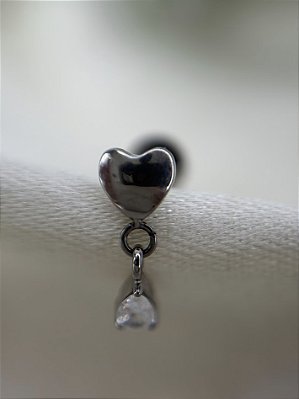 Labret coração com pingente de zircônia -Titânio