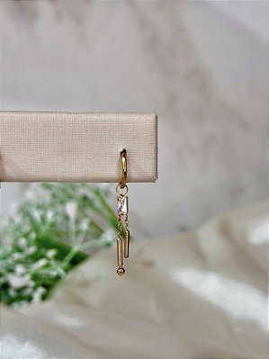 Argola com pingentes marquise -Titânio PVD GOLD